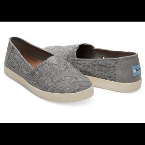 Toms Avalon Slip-Ons